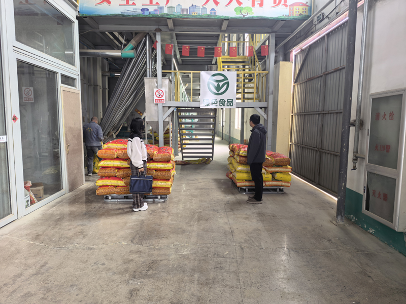 阿旗农牧局组织人员深入绿色食品企业开展专项检查工作1.jpg
